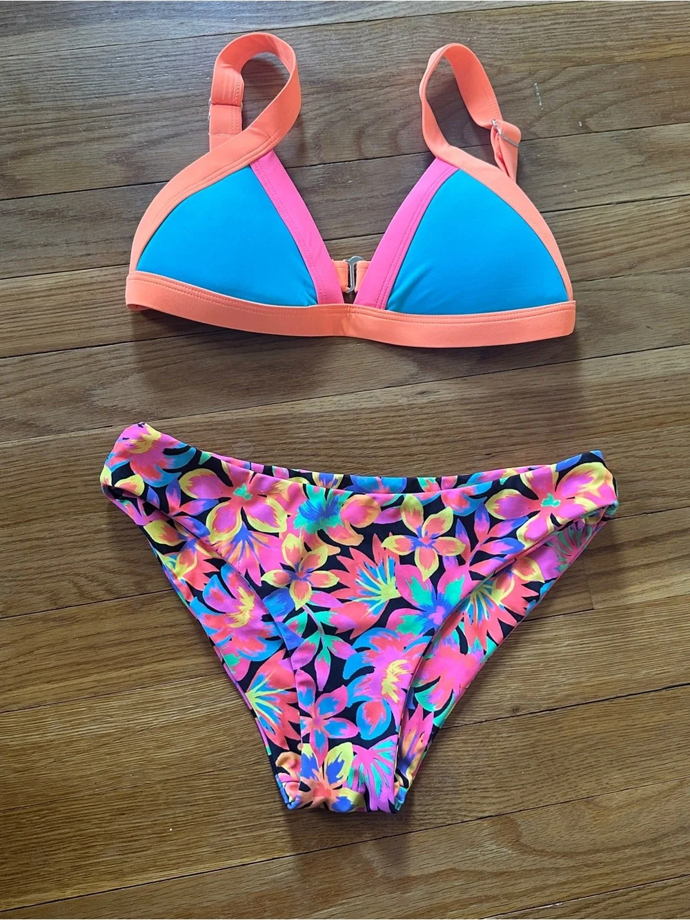 Kulani Kinis Bikini Set - Picture 1 of 3